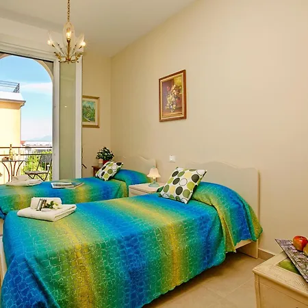 Apartment Mimosa - 2 - Happy
