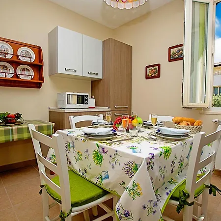 Mimosa - 2 - Happy Apartmán Desenzano del Garda